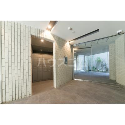 22/23 エントランス