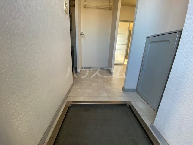 13/30 玄関