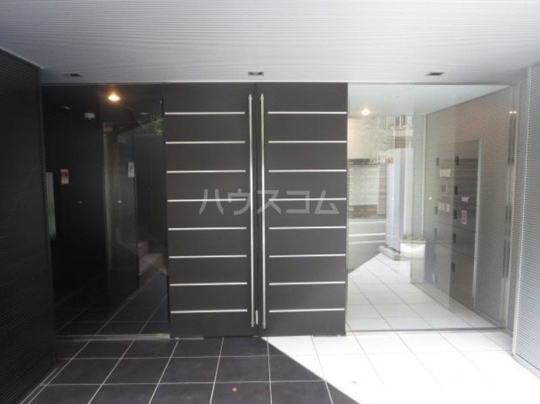 2/10 エントランス