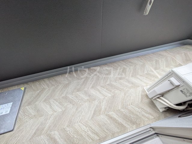 20/30 バルコニー