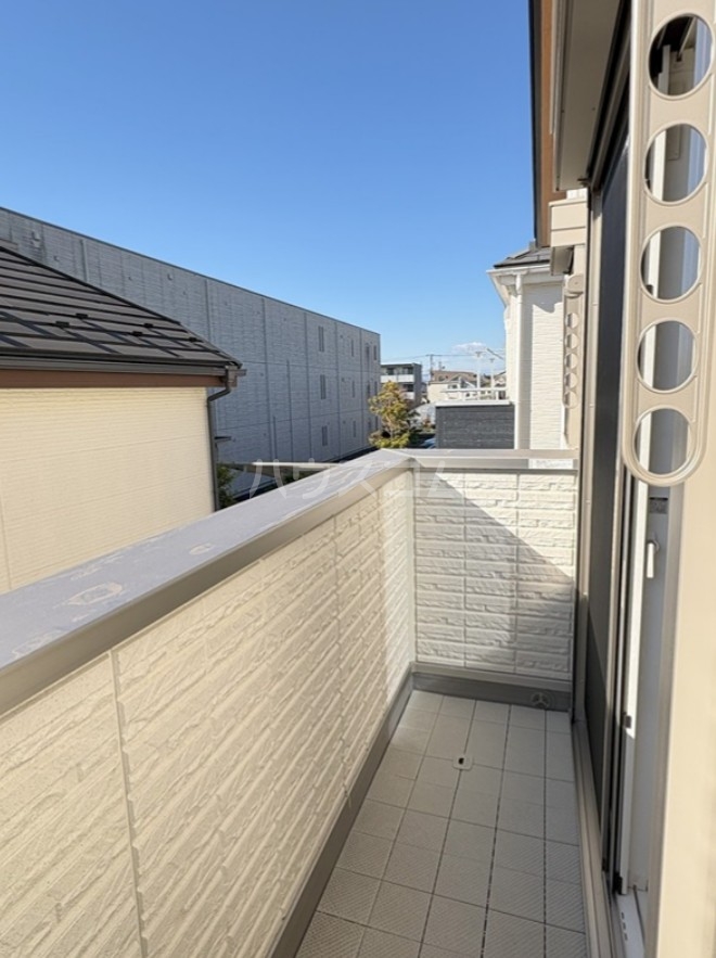 17/28 バルコニー