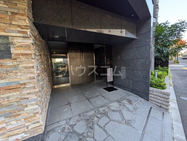 29/30 エントランス