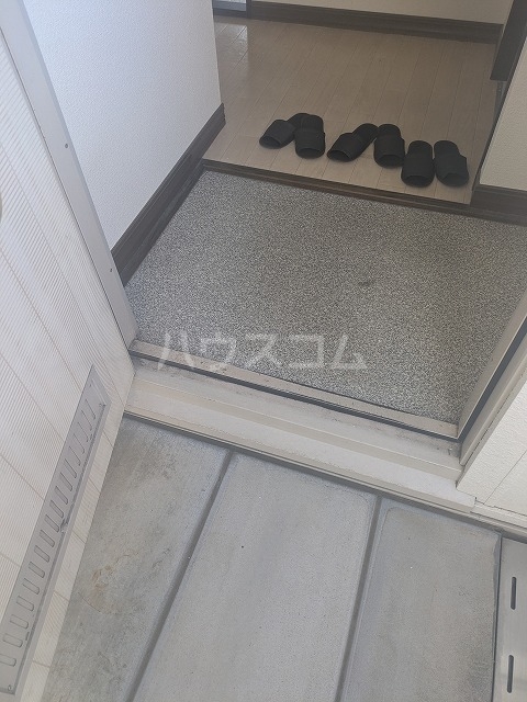 6/25 玄関