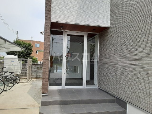 17/21 エントランス