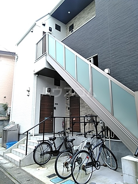 13/20 エントランス