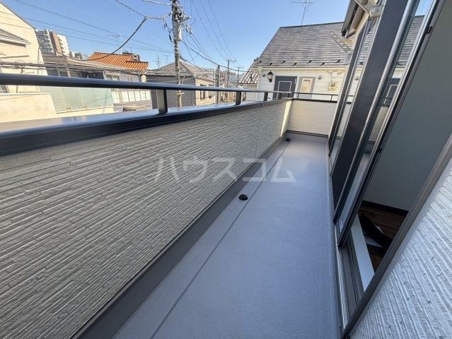 20/28 バルコニー