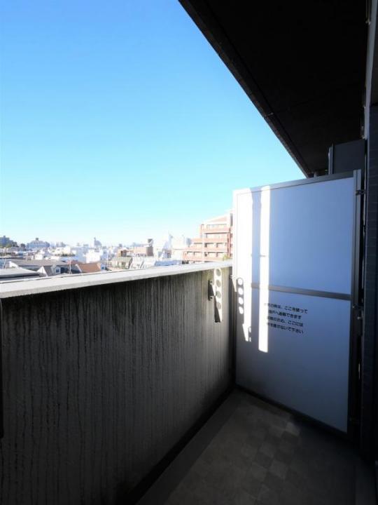 14/21 バルコニー