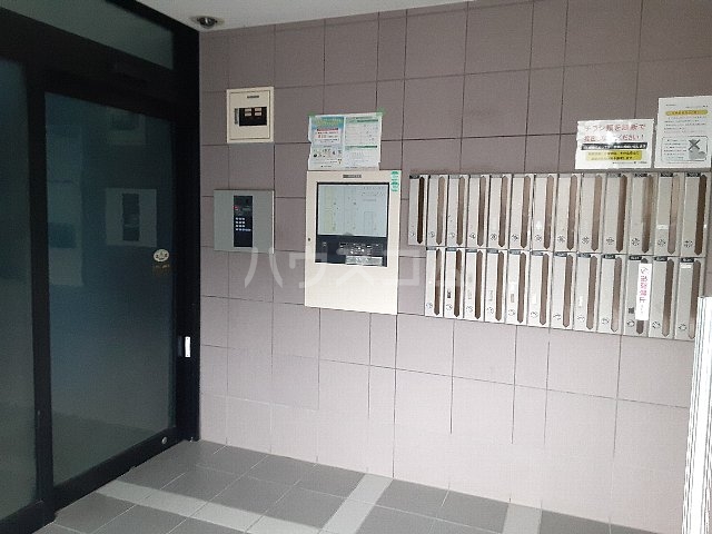 20/24 エントランス