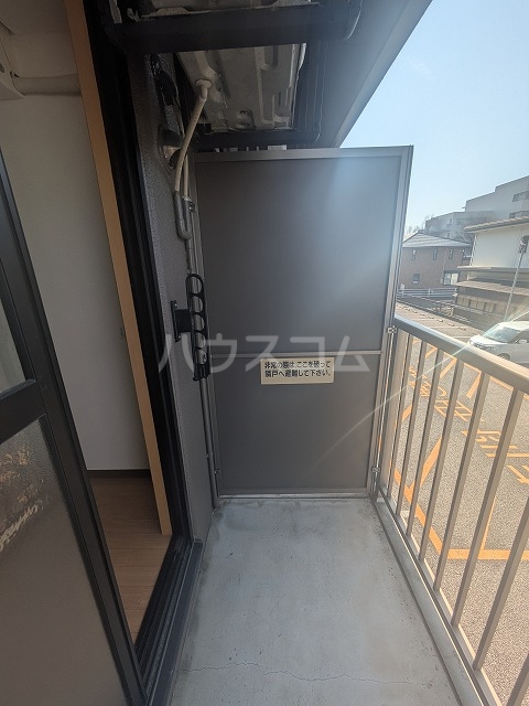 25/30 バルコニー