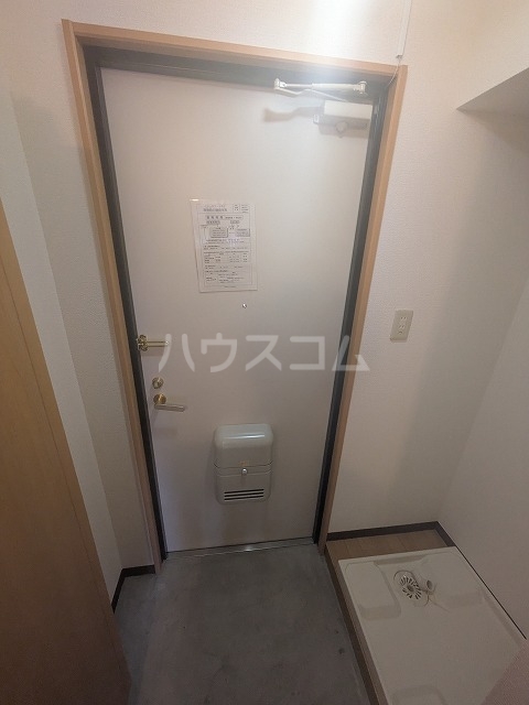 14/30 玄関