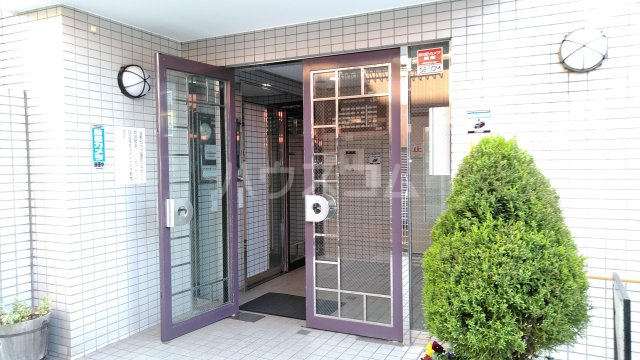 4/6 エントランス