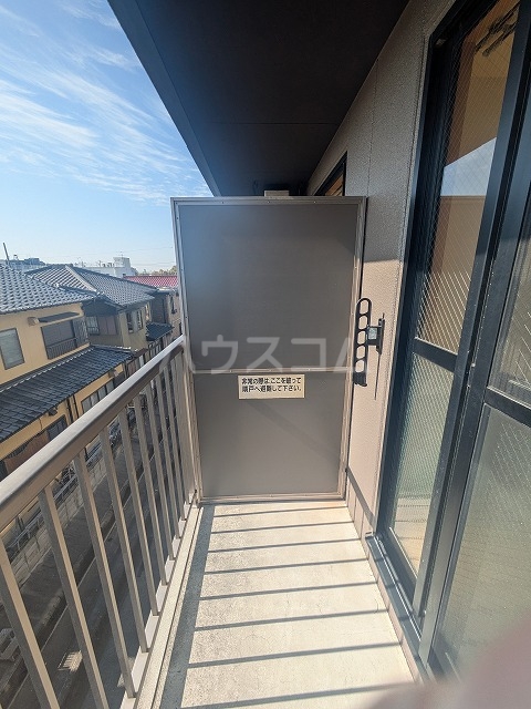 21/30 バルコニー