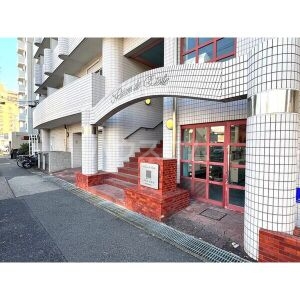 14/16 エントランス