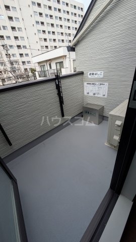 13/20 バルコニー