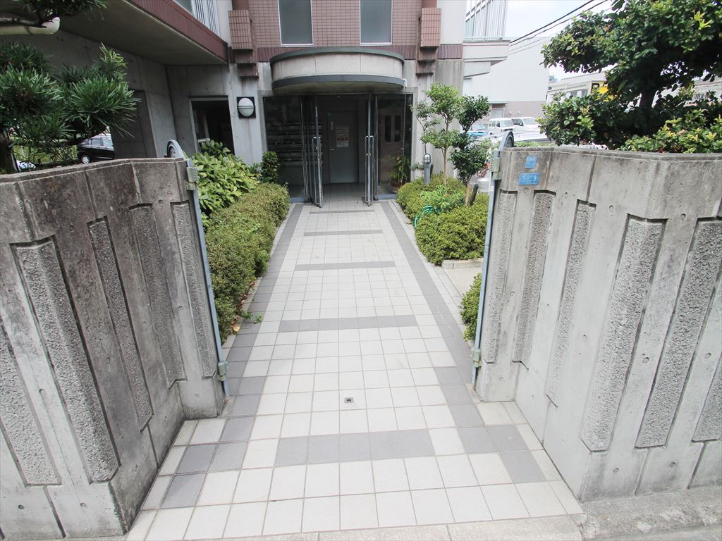 2/11 エントランス