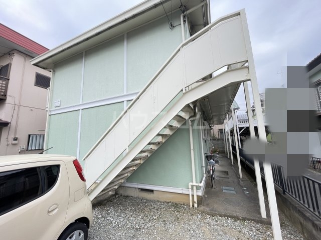 22/29 エントランス