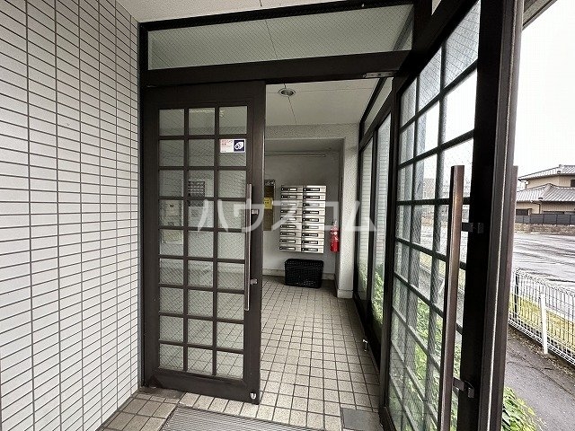 14/20 エントランス