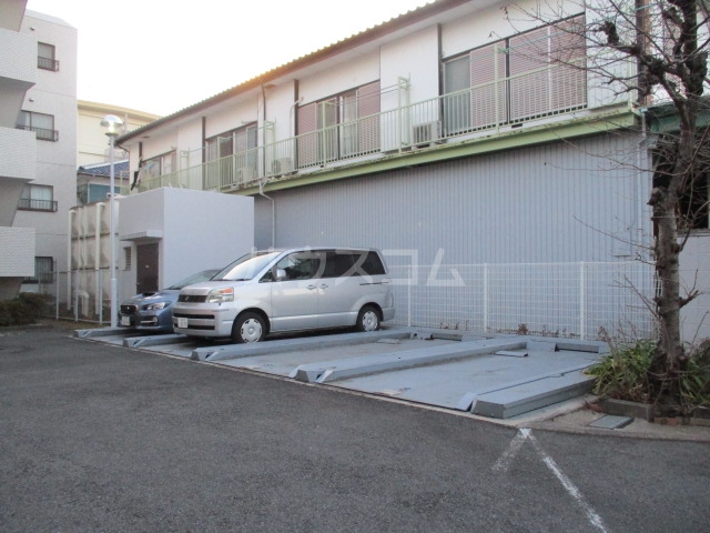 21/30 駐車場