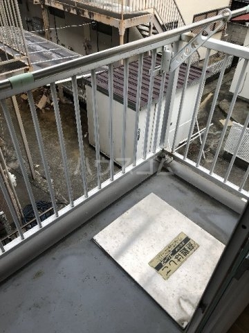 20/30 バルコニー