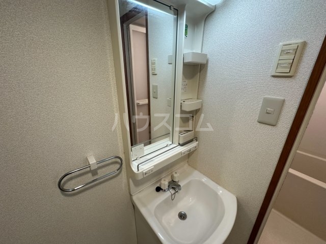 17/30 洗面
