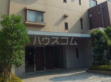 22/26 エントランス