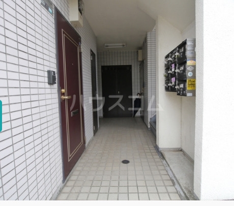 16/24 エントランス