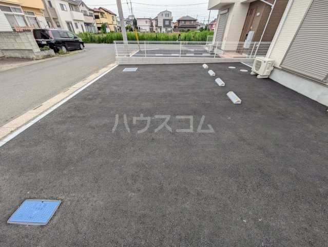 28/30 駐車場