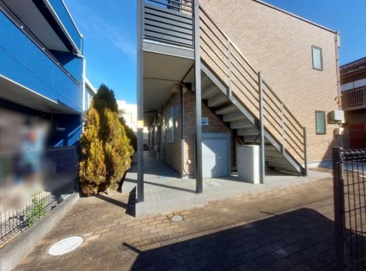 17/21 エントランス