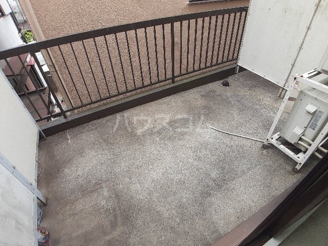 19/30 バルコニー