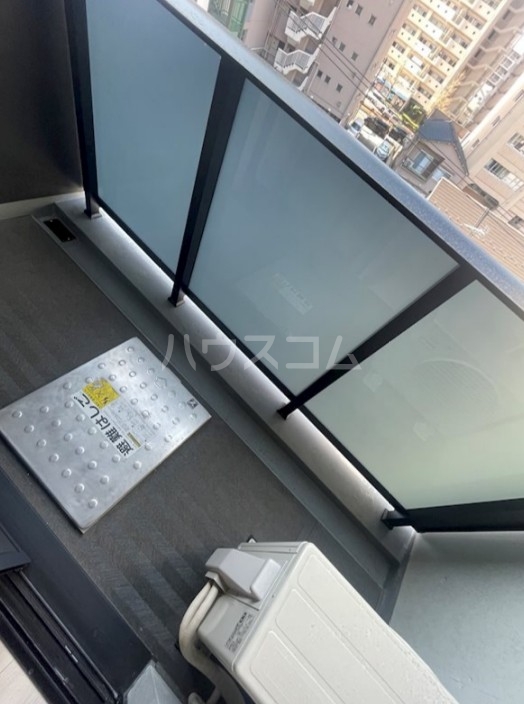 13/21 バルコニー