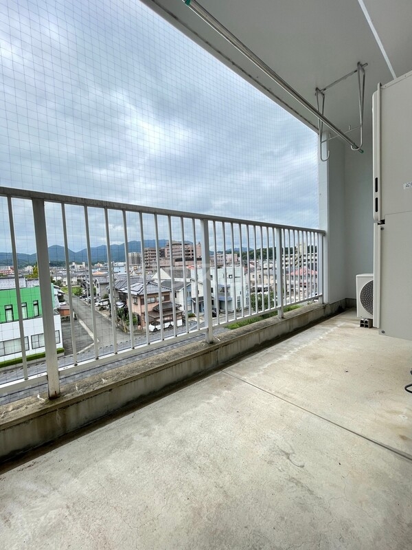 15/18 バルコニー