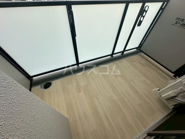 17/30 バルコニー