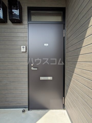 13/30 玄関