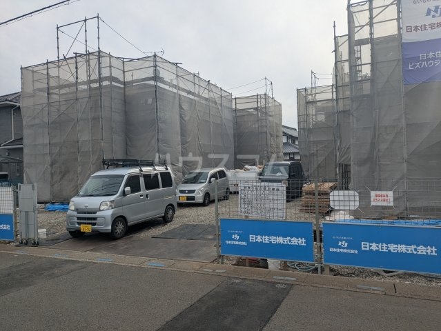 2/13 駐車場