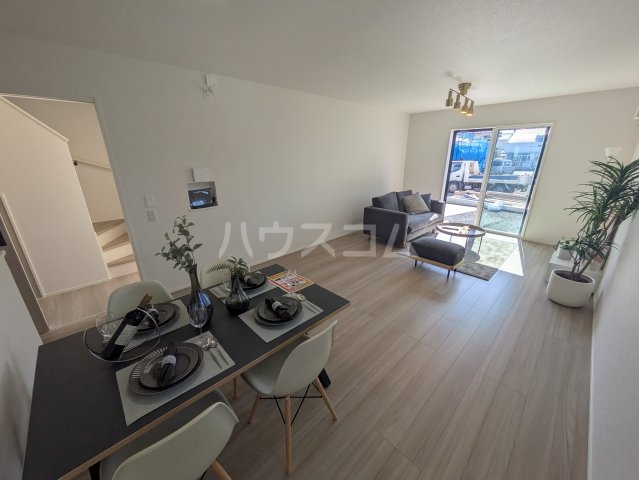 リビング/ダイニング