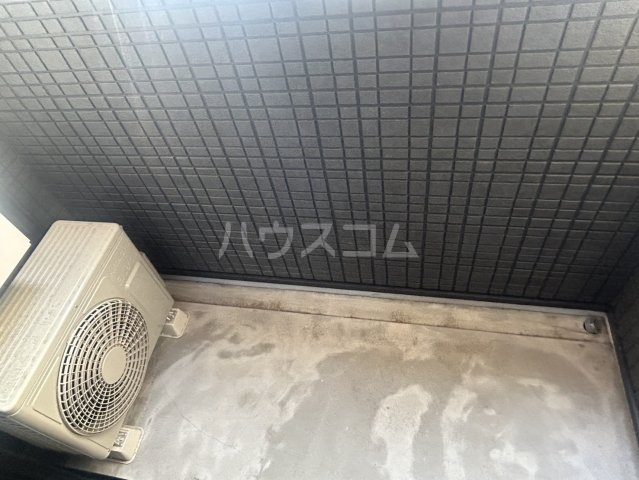 17/23 バルコニー