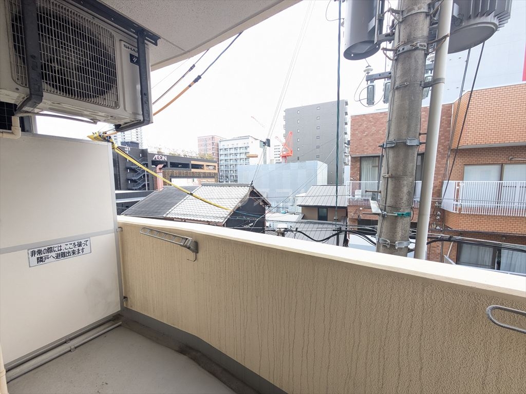 23/30 バルコニー
