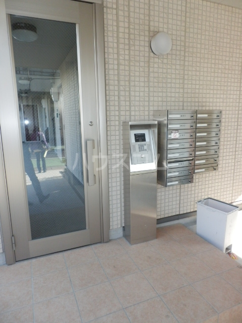 2/10 エントランス