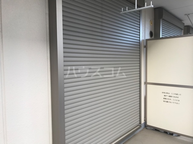 17/26 バルコニー