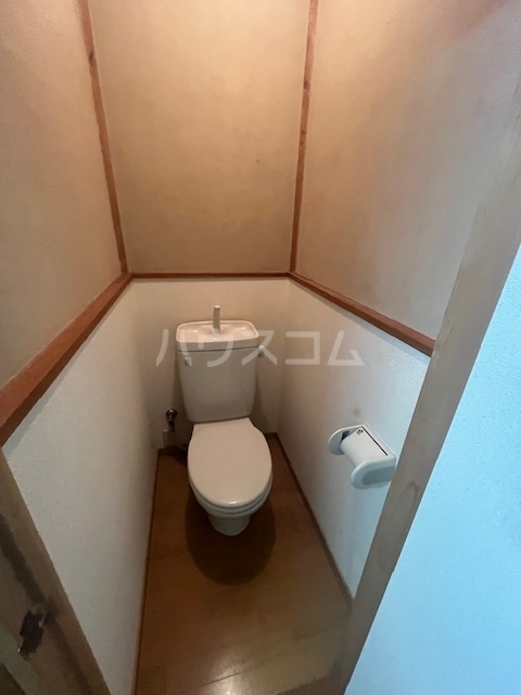 13/30 トイレ