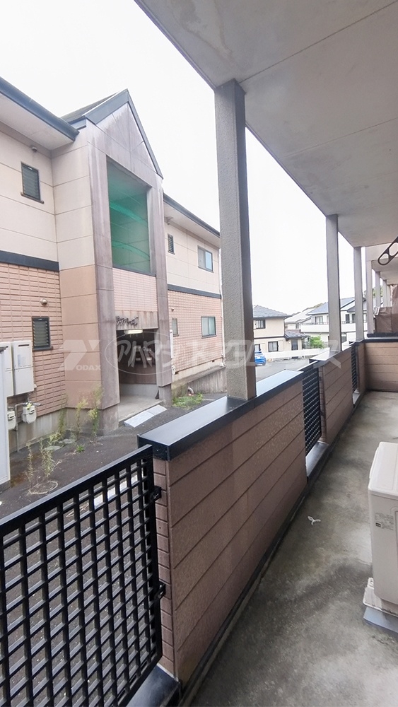 13/21 バルコニー