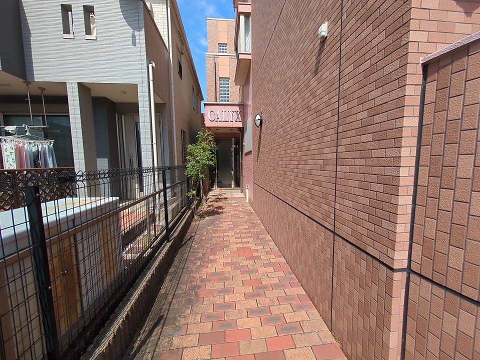 20/20 エントランス