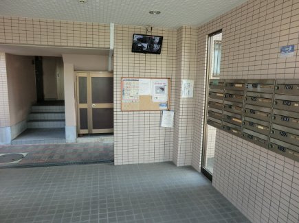 2/3 エントランス