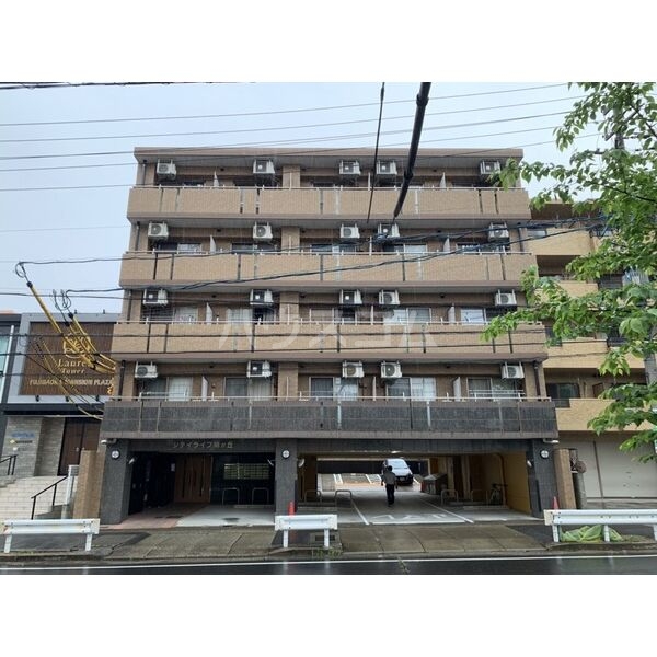 16/23 駐車場