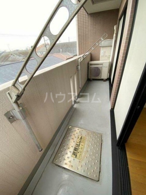 14/23 バルコニー