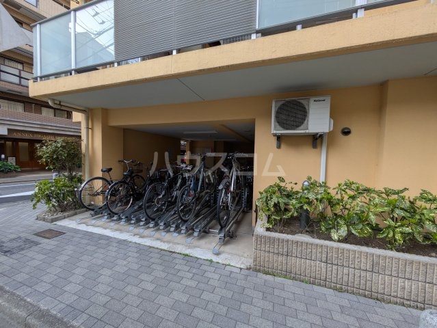 8/11 エントランス