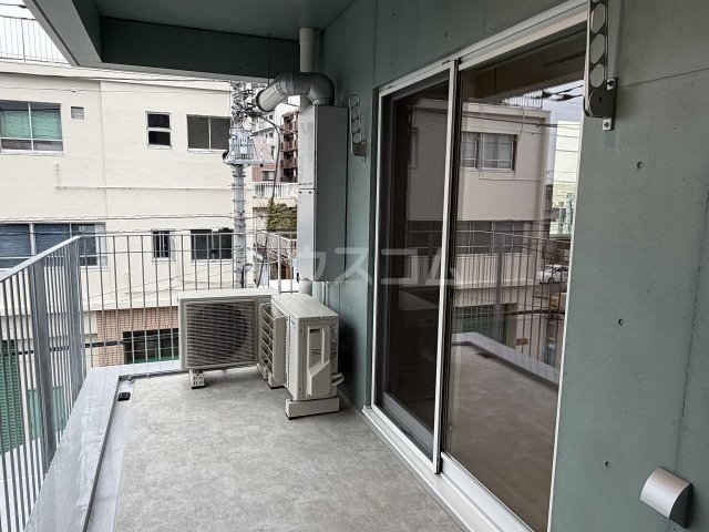 13/27 バルコニー