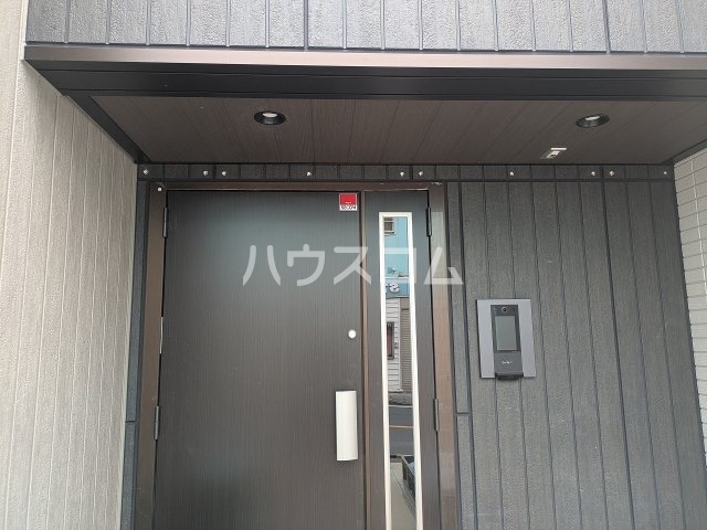 3/7 エントランス