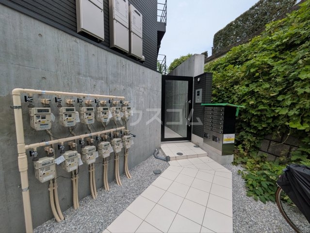 3/7 エントランス