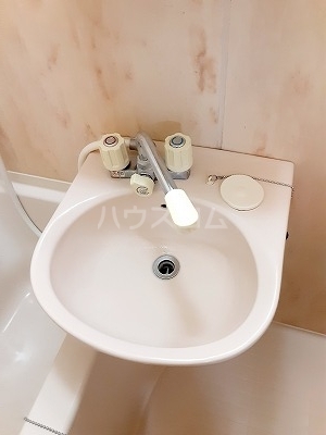 15/30 洗面
